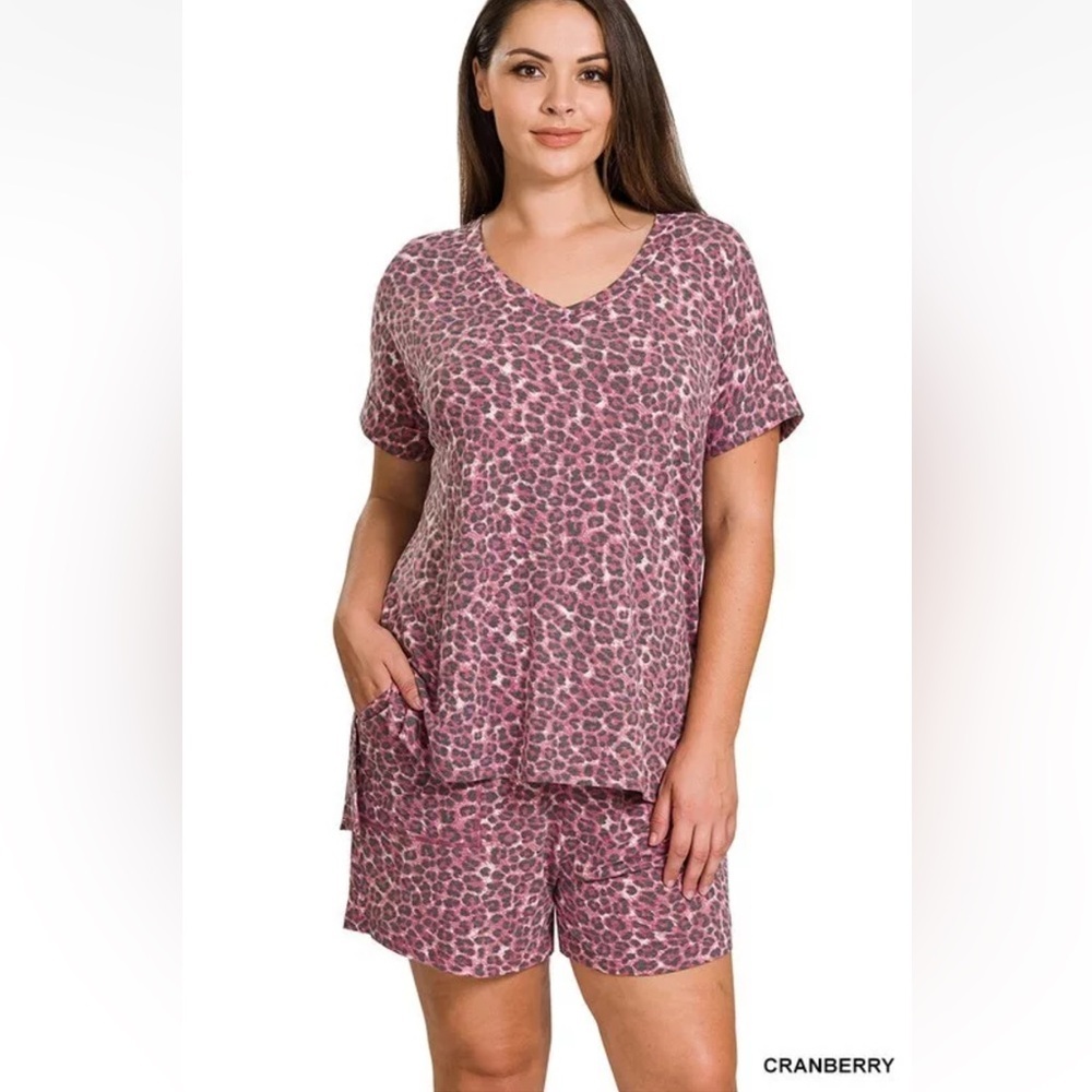 Zenana Women’s NWOT Cranberry Leopard Print Top & Short Set Size 3X Outfit /PJ’s
